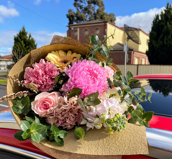 NAZ Flowers and Gifts