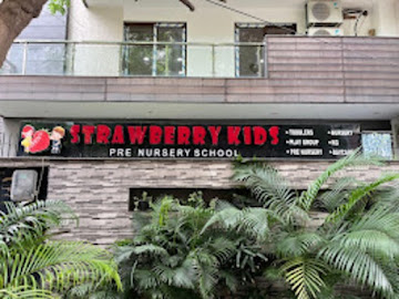Strawberry Kids Play School