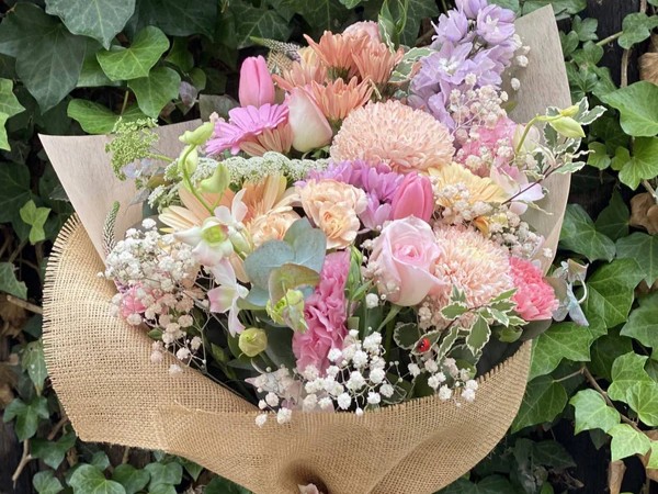 NAZ Flowers and Gifts