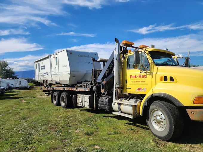 Pak-Rat Towing and Hotshot Services