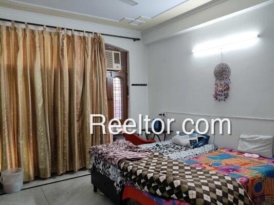PG for Sale in Haileymandi | Investment Property for Sale